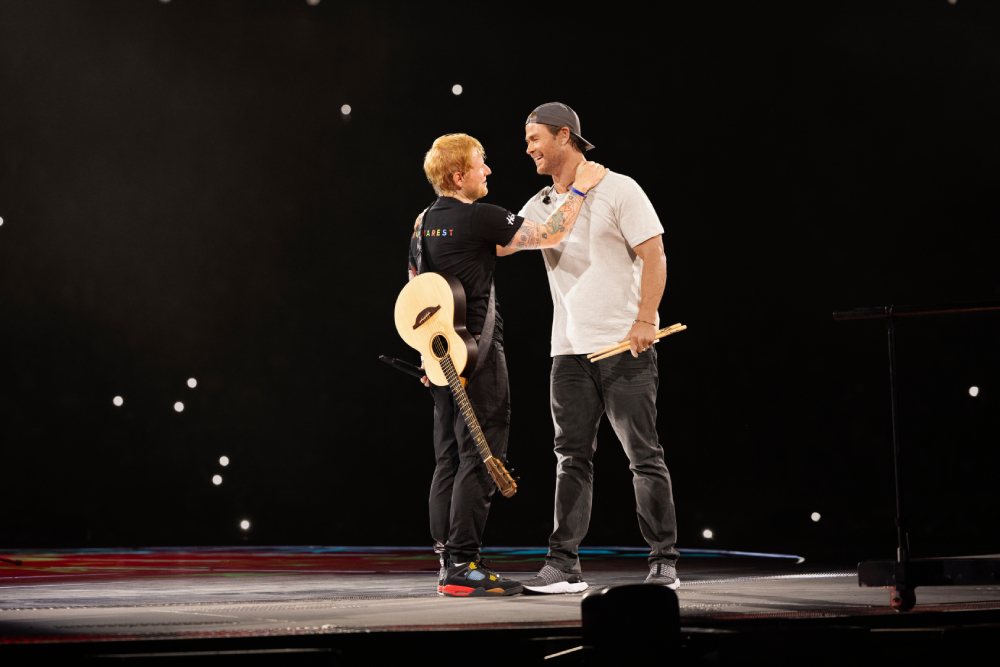 Global superstar Chris Hemsworth joins his friend, GRAMMY Award®-winning singer-songwriter Ed Sheeran, performing the song Thinking Out Loud in front of approximately 60,000 fans in Bucharest, Romania on August 24, 2024. This brain-boosting challenge was filmed for the second season of the Disney+ Original series from National Geographic LIMITLESS WITH CHRIS HEMSWORTH, coming 2025.
(National Geographic/Evan Paterakis)