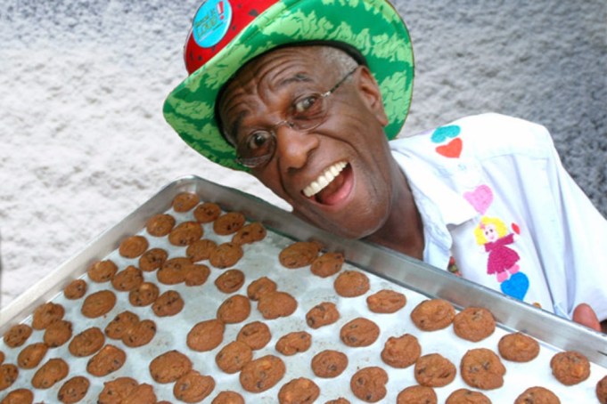 THE GREAT COOKIE COMEBACK: REBAKING WALLY AMOS, poster, Wally Amos aka Famous Amos, 2017. ©Content Media/courtesy Everett Collection